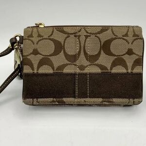 Coach Signature Canvas Wristlet - Brown/Tan